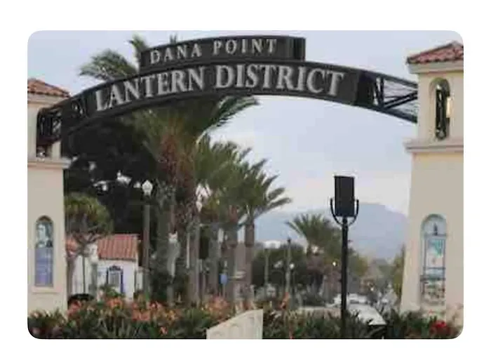 Ritz Pointe Dr